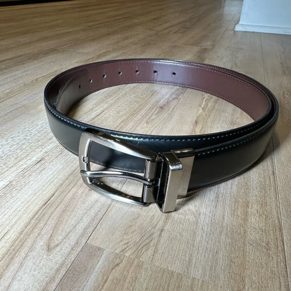 Men’s Reversible Synthetic Leather Belt (Black/Brown) Size XL (42-44)